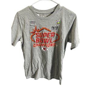 Nike Super Bowl LVII Champions Chiefs Tee Size L Gray Short Sleeve Women’s‎